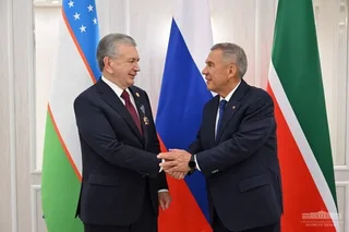 President of Uzbekistan awarded the order of "Duslyk" by Tatarstan