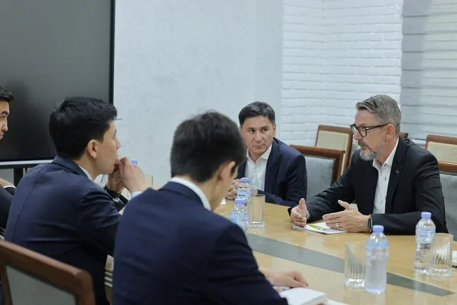 Uzbekistan and CLAAS Discuss Launch of Agricultural Machinery Production