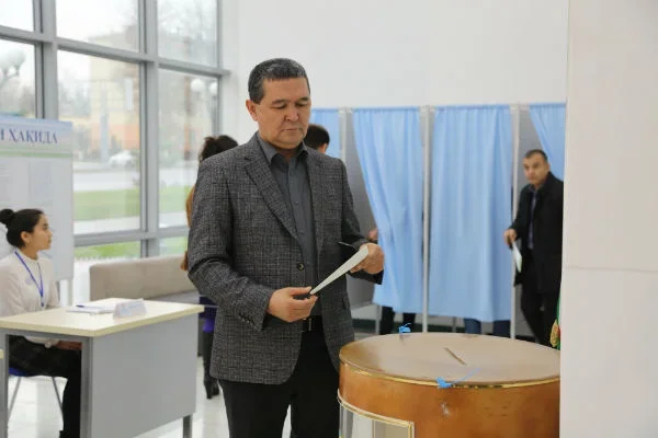 Presidential elections end in Uzbekistan
