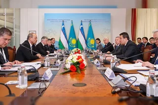 Uzbek, Kazakh PMs discuss plans to increase mutual trade