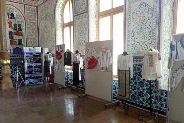 Day of Romanian blouse celebrated in Tashkent