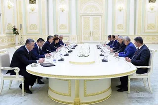 Президент Узбекистана принял председателя Великого национального собрания Турецкой Республики