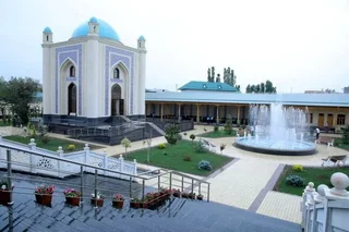 The shrine "Un bir Ahmad" becomes the center of pilgrimage tourism in Ferghana Valley
