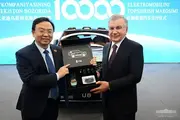 Президент Узбекистана дал старт производству электромобилей в Джизакской области