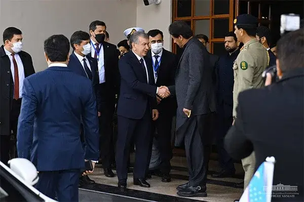 President of Uzbekistan arrives in Islamabad