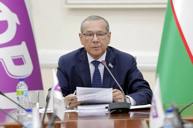 O‘zbekiston Xalq demokratik partiyasi (XDP) O‘zbekistonda moped va skuterlarni ro‘yxatdan o‘tkazish muddatini uzaytirishni taklif qilmoqda