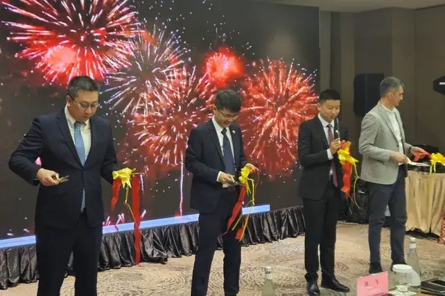 China Unicom открыл своё представительство в Узбекистане