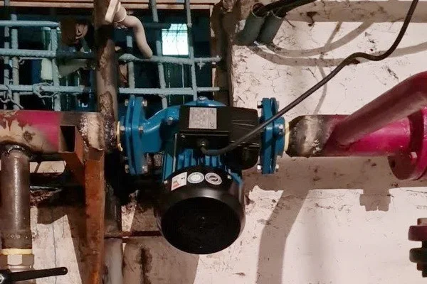 Veolia Energy Tashkent starts installing recirculation pumps in multi-apartment buildings in Tashkent
