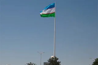 Самый высокий флагшток в Узбекистане установлен на площади Дружбы народов