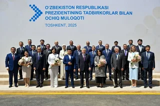 Prezident iqtisodiyot va eksportni rivojlantirishga hissa qo‘shgan tadbirkorlarga davlat mukofotlarini topshirdi