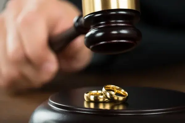 16,256 divorces were registered in 4 months