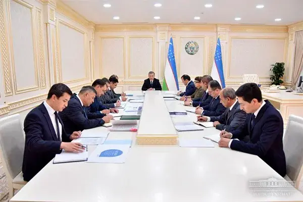 Uzbek leader calls to accelerate development of ICT