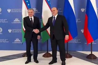 Президент Узбекистана провел беседу с Председателем правительства России