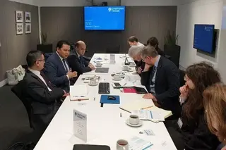 Uzbek delegation holds meeting with experts from UK think tanks