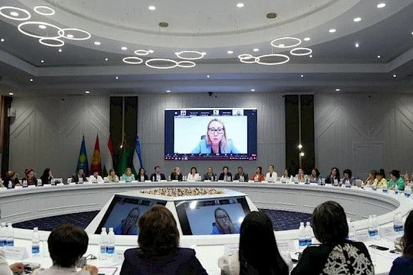 The first summit-conference of women in the energy sector of Central Asian countries was held in Kyrgyzstan