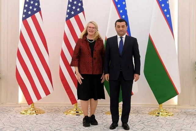 Глава МИД Узбекистана провёл встречу с конгрессвумен США