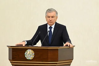Президент раскритиковал чиновников за проблемы в сфере транспорта