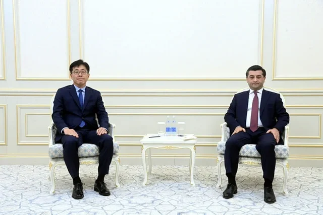Baxtiyor Saidov Koreya Respublikasi elchisi bilan uchrashdi