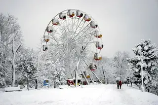 Tashkent imposes restrictions on the operation of shopping malls and parks