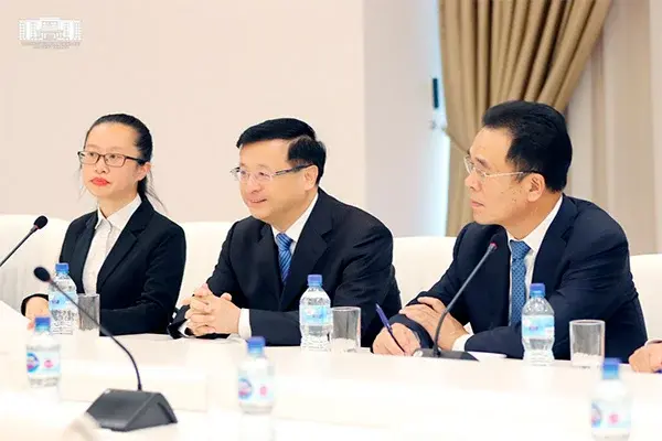 Delegation of Shanghai held a meeting in Tashkent city administration