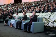 Давлат раҳбарлари дўстлик концертида иштирок этдилар