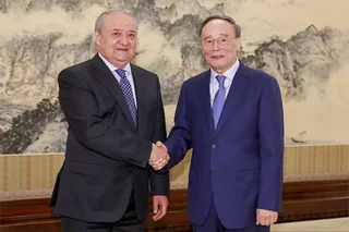 Abdulaziz Kamilov meets Vice President of China Wang Qishan