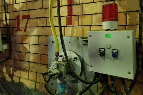 ALMALIK Brick illegally used gas
