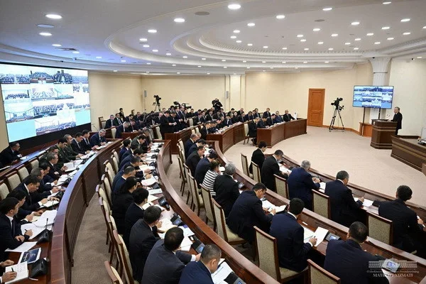 Обсуждены приоритетные задачи по обеспечению макроэкономической стабильности и роста экономики