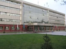 UK metal company rep visits Uzbek plant to discuss cooperation 