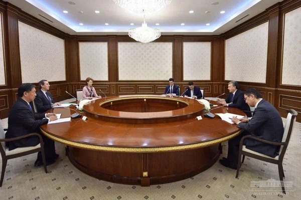 Президент Узбекистана принял делегацию Всемирного банка