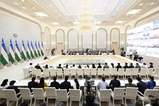 Президент ёшлар билан мулоқот қилди