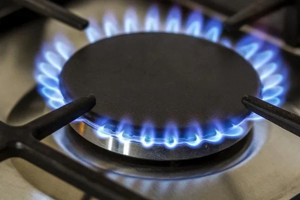 Almost 62,000 households do not receive gas