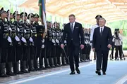 Словакия Бош вазирини расмий кутиб олиш маросими бўлиб ўтди