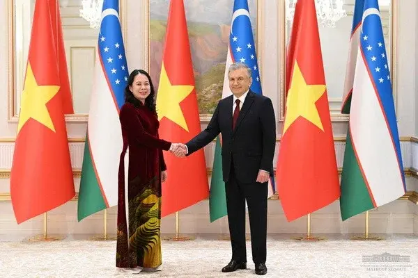 President of Uzbekistan calls for a radical expansion of mutually beneficial cooperation with Vietnam