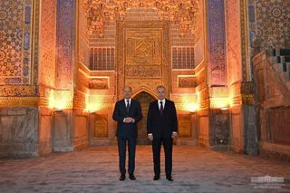 German Chancellor visits Registan Ensemble