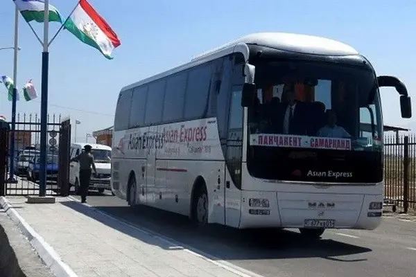 Uzbekistan and Tajikistan establish new bus routes