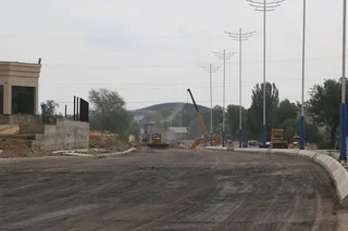 Тараққиёт кўчасида янги автомобил йўли қурилмоқда