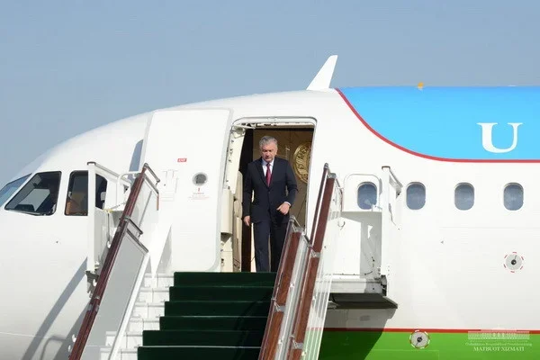 President of Uzbekistan returns to Tashkent