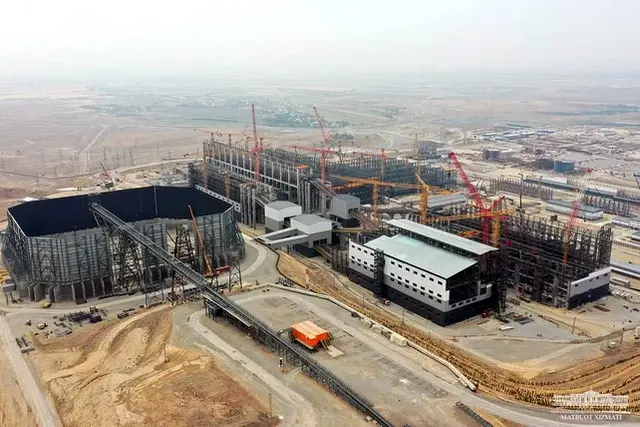 President visits construction of major complex at Almalyk Mining and Metallurgical Plant