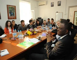 UNFPA executive director meets local Uzbek youth