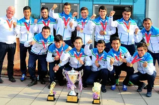 Uzbekistan deaf futsal team receives awards