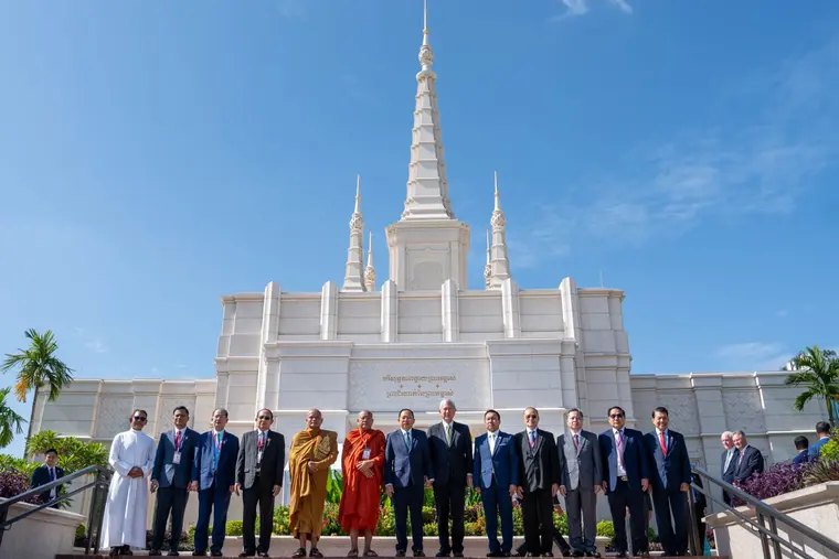 Cambodia Government and Church Leaders Celebrate Opening of Phnom Penh Temple