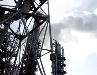 Maxam-Chirchiq distributes net income for 2013