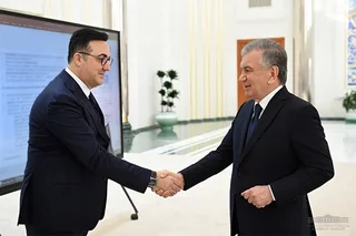 President gets acquainted with the presentation of proposals for the transformation of Uzbekistan Airways