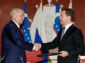 Islam Karimov and Dmitriy Medvedev hold telephone conversation
