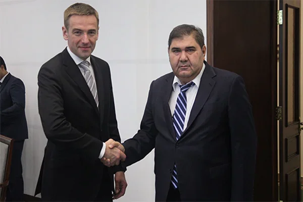 Делегация Минпромторга РФ посещает Узбекистан