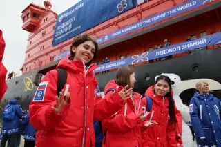 Школьница из Узбекистана отправилась в экспедицию «Ледокол знаний» к Северному полюсу
