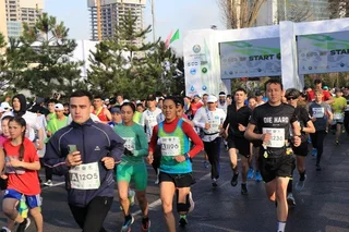 В Ташкенте состоялся полумарафон ШОС и международный марафон «Навруз»