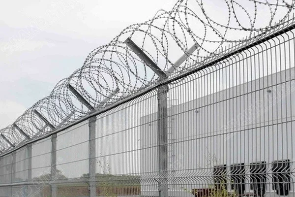 Заключённый в Наманганской области найден повешенным