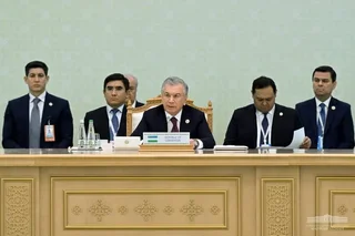 Шавкат Мирзиёев отметил важную роль наследия поэта и мыслителя Махтумкули Фраги в укреплении братских связей и сближении народов